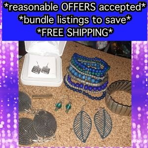 Lot of 7 jewelry pieces